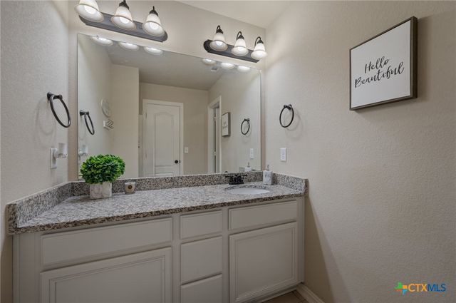 108 Peggy Drive, Liberty Hill, TX 78642