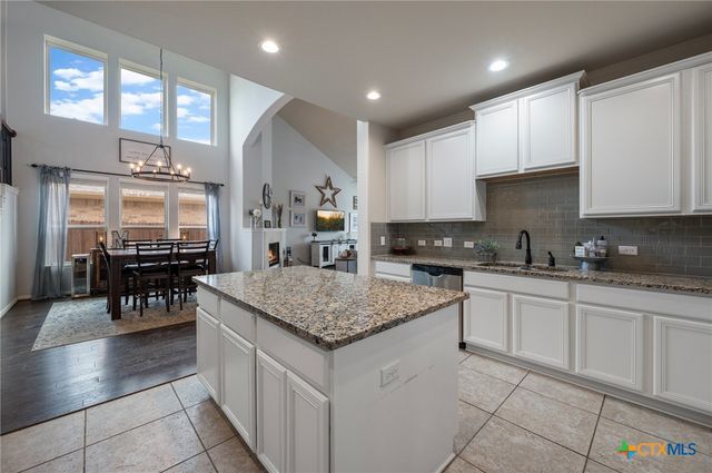 108 Peggy Drive, Liberty Hill, TX 78642