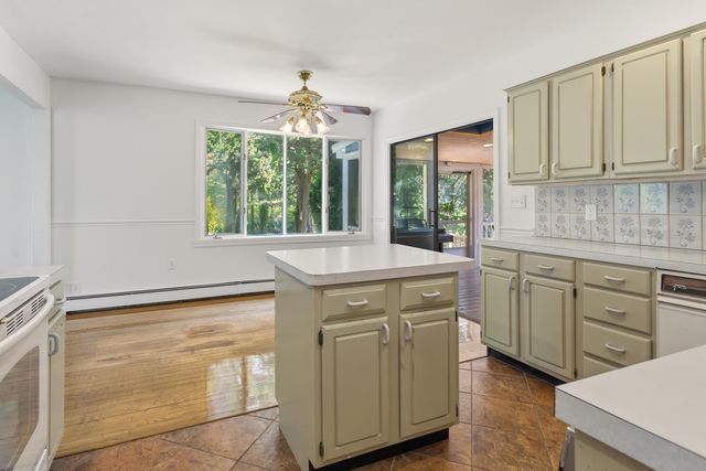 30 Rogers Road, Falmouth, MA 02540