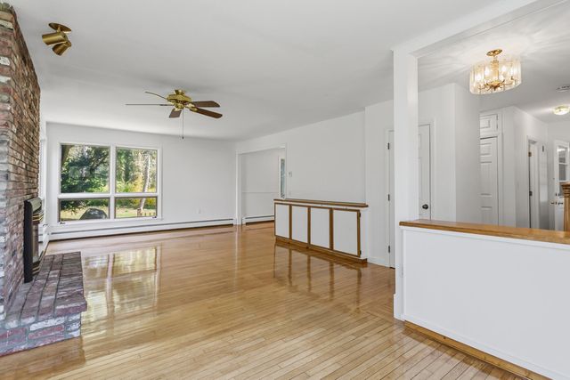 30 Rogers Road, Falmouth, MA 02540