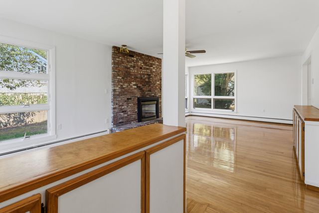 30 Rogers Road, Falmouth, MA 02540