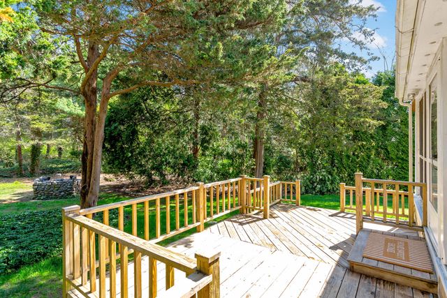 30 Rogers Road, Falmouth, MA 02540