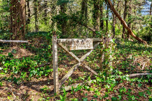 30 Rogers Road, Falmouth, MA 02540