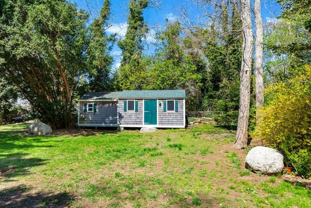 30 Rogers Road, Falmouth, MA 02540