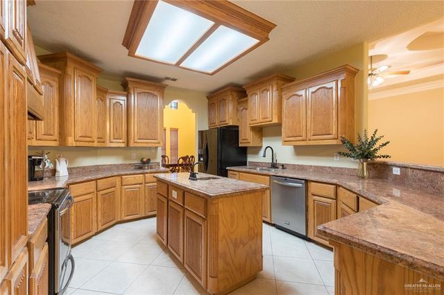 23925 Richmond Drive, Harlingen, TX 78552