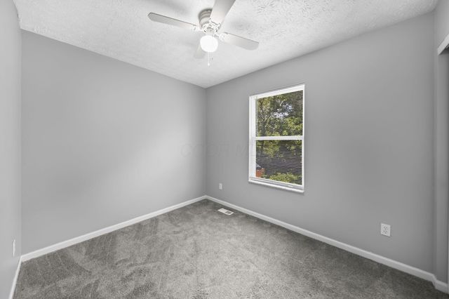 2392 Minerva Park Place, Columbus, OH 43229