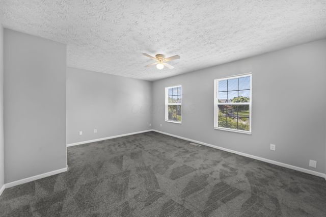 2392 Minerva Park Place, Columbus, OH 43229