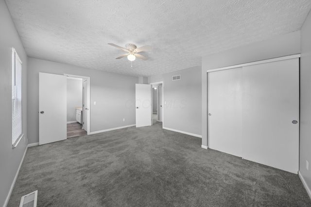 2392 Minerva Park Place, Columbus, OH 43229
