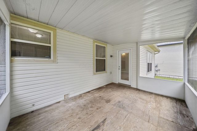 2392 Minerva Park Place, Columbus, OH 43229