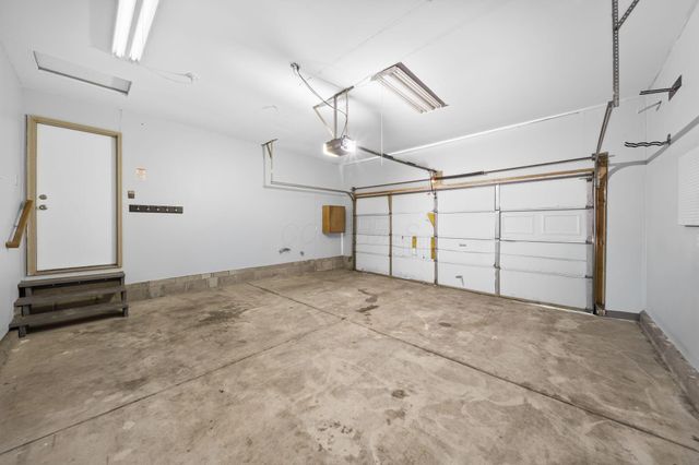 2392 Minerva Park Place, Columbus, OH 43229