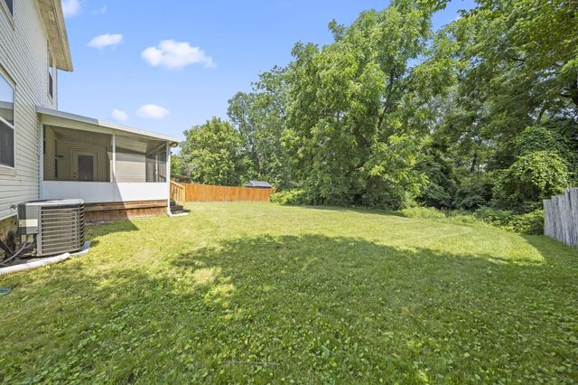 2392 Minerva Park Place, Columbus, OH 43229