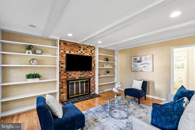 6003 LINCOLNWOOD CT, Burke, VA 22015