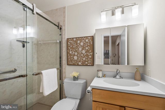 6003 LINCOLNWOOD CT, Burke, VA 22015