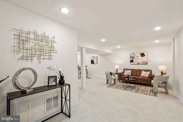 6003 LINCOLNWOOD CT, Burke, VA 22015