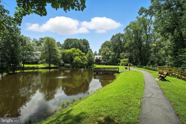 6003 LINCOLNWOOD CT, Burke, VA 22015