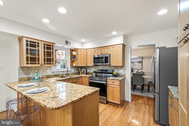 6003 LINCOLNWOOD CT, Burke, VA 22015