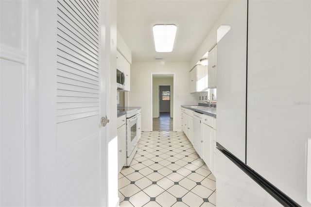 2973 FOREST CIRCLE, Seffner, FL 33584