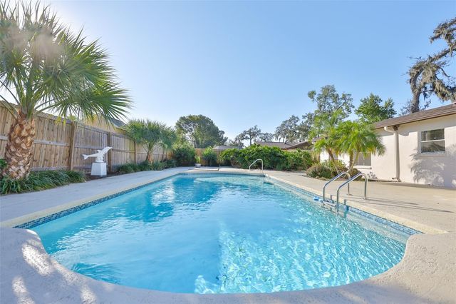 2973 FOREST CIRCLE, Seffner, FL 33584