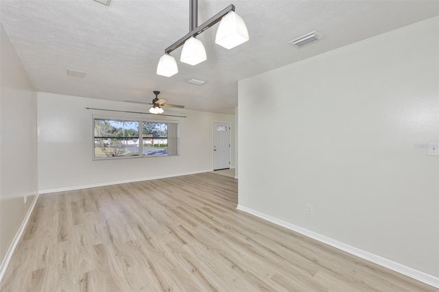 2973 FOREST CIRCLE, Seffner, FL 33584