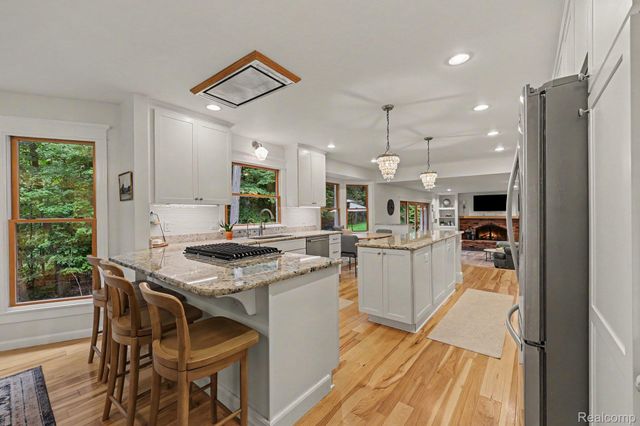 8265 Deerwood Road, Independence Charter Township, MI 48348