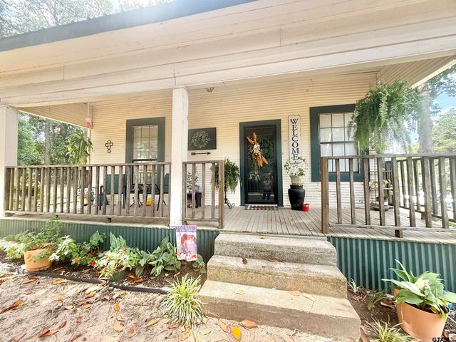 220 S Chandler St, Rusk, TX 75785