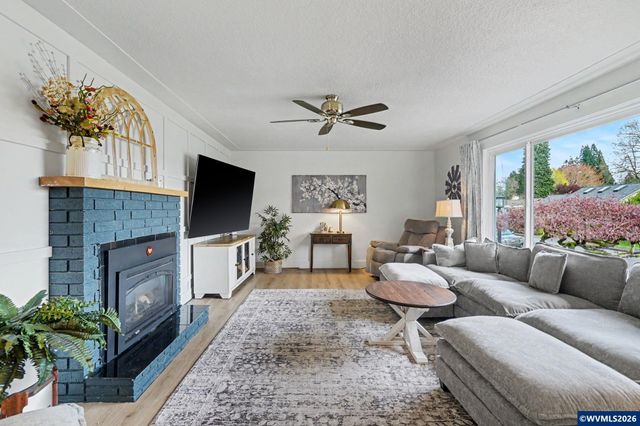 755 Ventura St N, Keizer, OR 97303