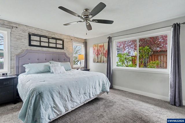 755 Ventura St N, Keizer, OR 97303