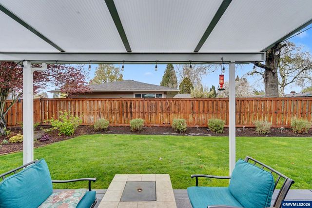 755 Ventura St N, Keizer, OR 97303