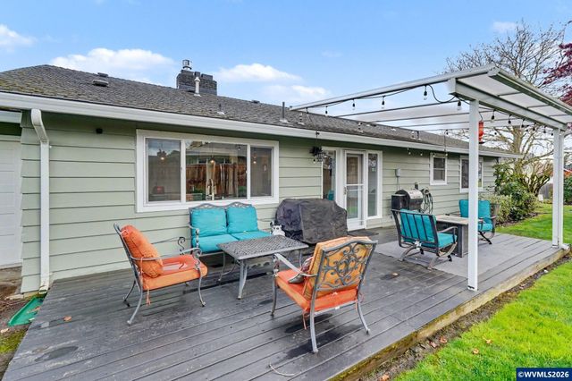 755 Ventura St N, Keizer, OR 97303