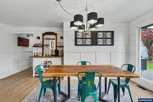 755 Ventura St N, Keizer, OR 97303