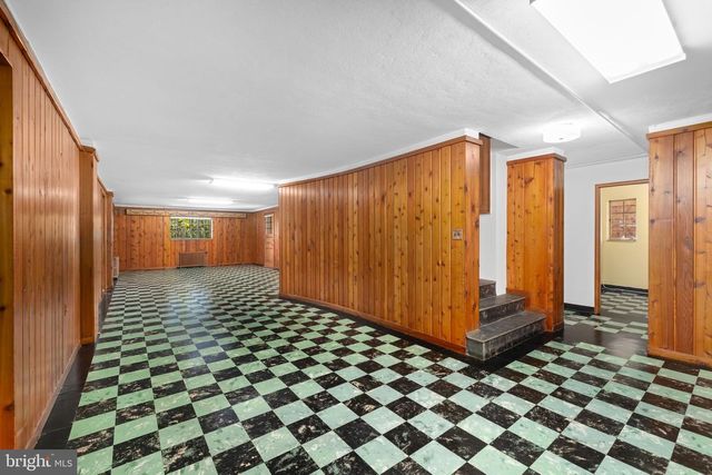 2884 WOODLAND DR NW, Washington, DC 20008