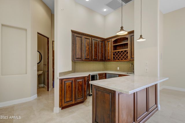 8008 E WHISTLING WIND Way, Scottsdale, AZ 85255