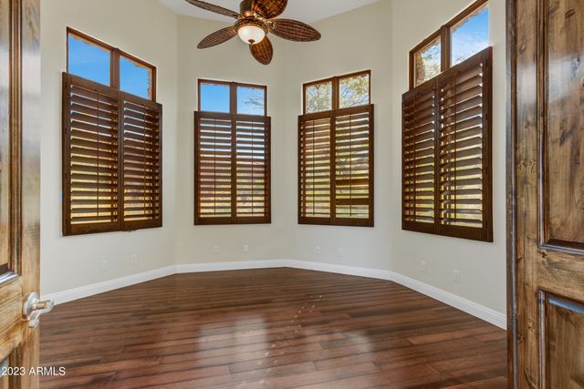 8008 E WHISTLING WIND Way, Scottsdale, AZ 85255