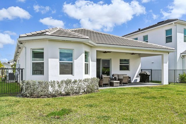 14148 Lacebark Lane, Westlake, FL 33470