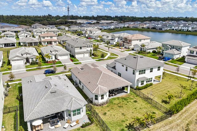 14148 Lacebark Lane, Westlake, FL 33470