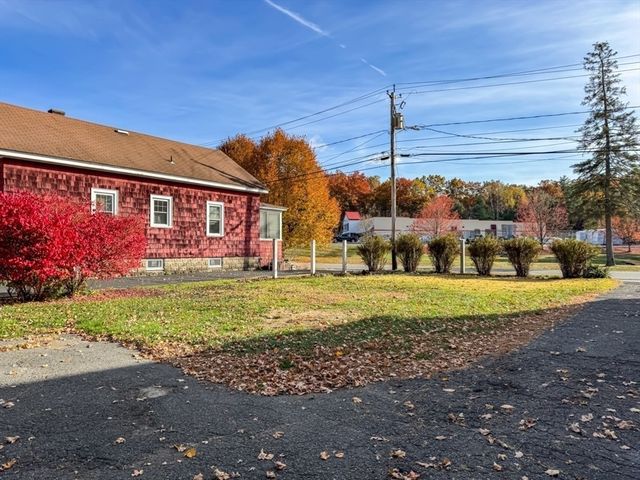 83 Newton Street, Greenfield, MA 01301