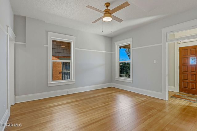 305 E River Avenue, El Paso, TX 79902