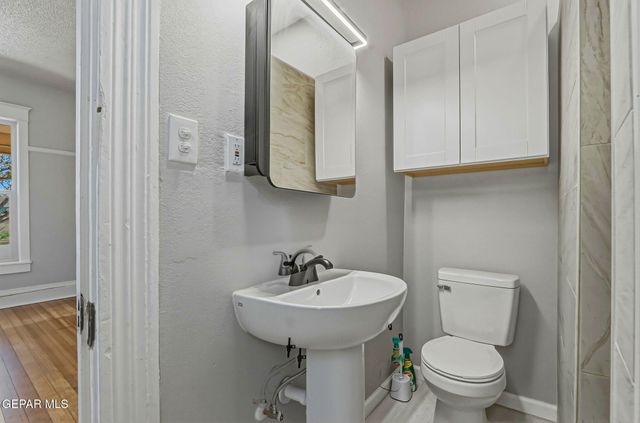 305 E River Avenue, El Paso, TX 79902