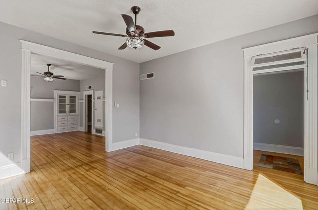 305 E River Avenue, El Paso, TX 79902