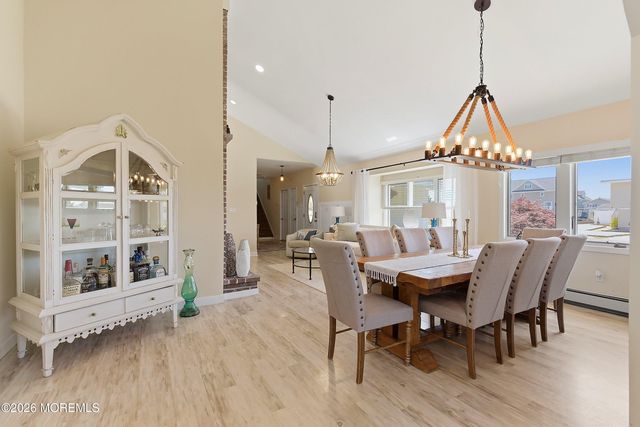 212 Riviera Drive, Toms River, NJ 08753