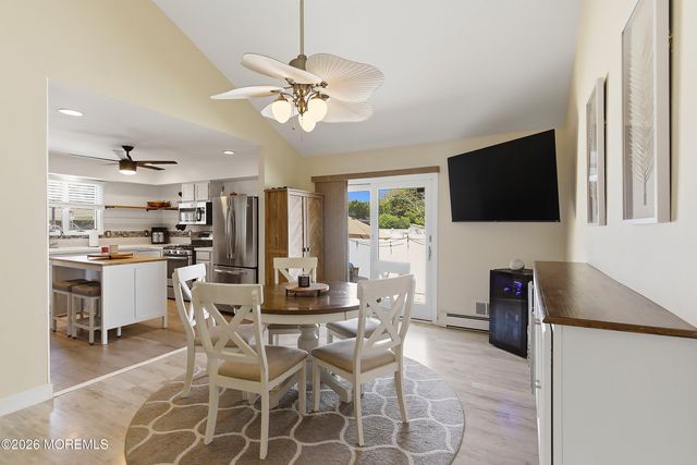 212 Riviera Drive, Toms River, NJ 08753