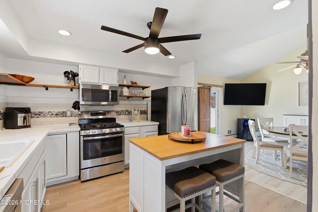 212 Riviera Drive, Toms River, NJ 08753