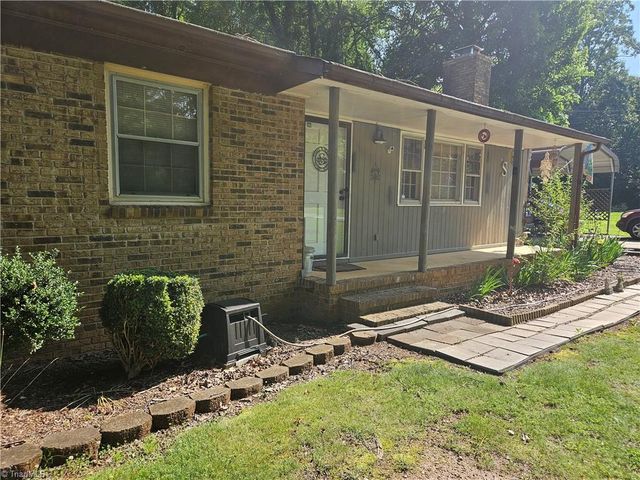 4917 Streamside Drive, Mcleansville, NC 27301