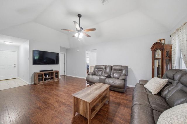 1916 41st Avenue N, Texas City, TX 77590