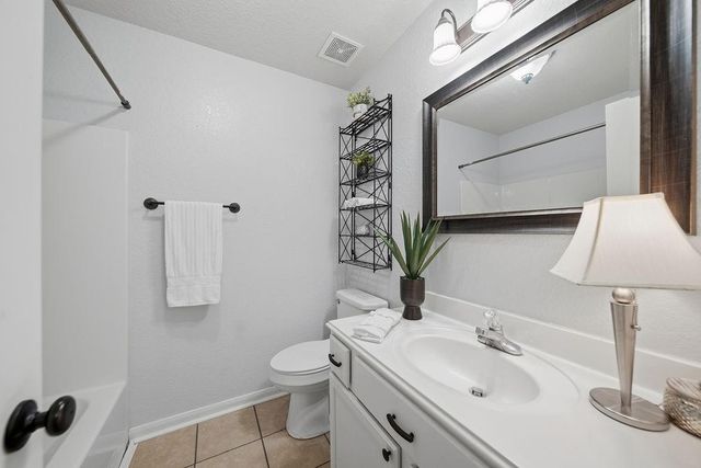 1916 41st Avenue N, Texas City, TX 77590
