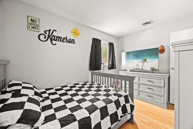 128 Windsor St, Fall River, MA 02723