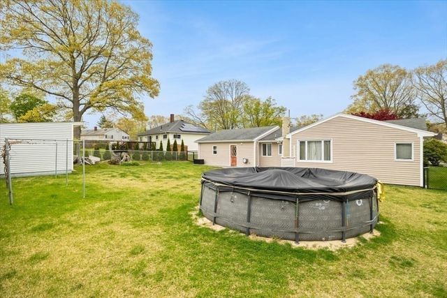 128 Windsor St, Fall River, MA 02723