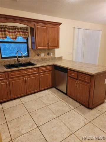 1725 E Monopoly Loop, Inverness, FL 34453