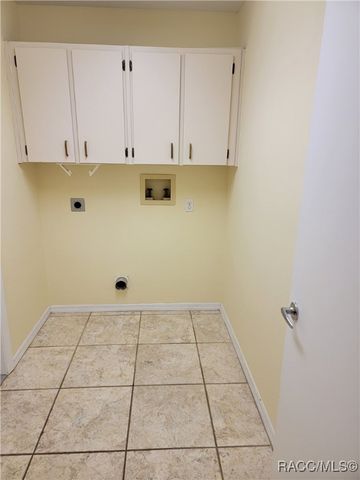 1725 E Monopoly Loop, Inverness, FL 34453