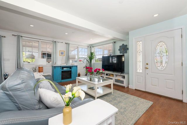 103 Connecticut Avenue, Long Beach, NY 11561